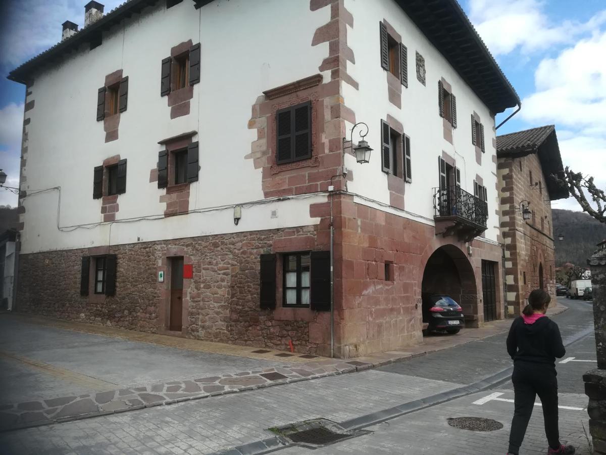 Txarrenea Apartment Elizondo Luaran gambar